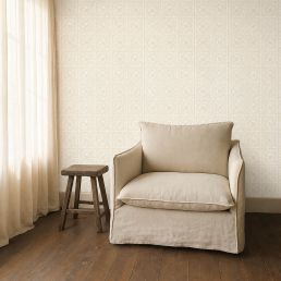 Pure Scroll Wallpaper White Clover