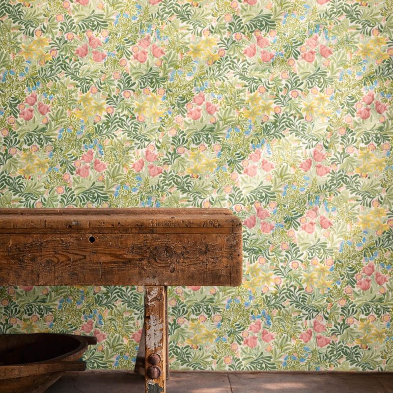 Bower Wallpaper Boughs Green/Rose