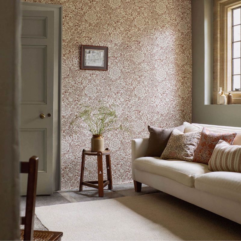 Chamomile Wallpaper Flax/Madder