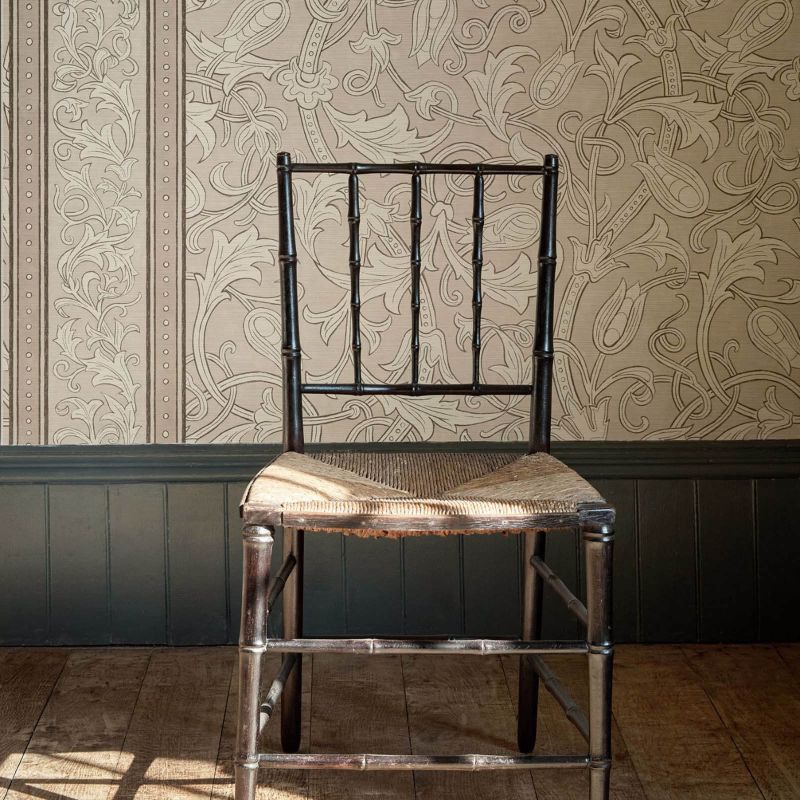 Etched Scrolling Tulip Wallpaper Parchment