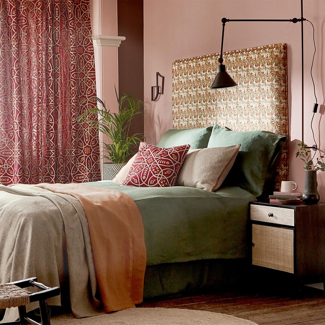 The ultimate guide to an upholstered headboard